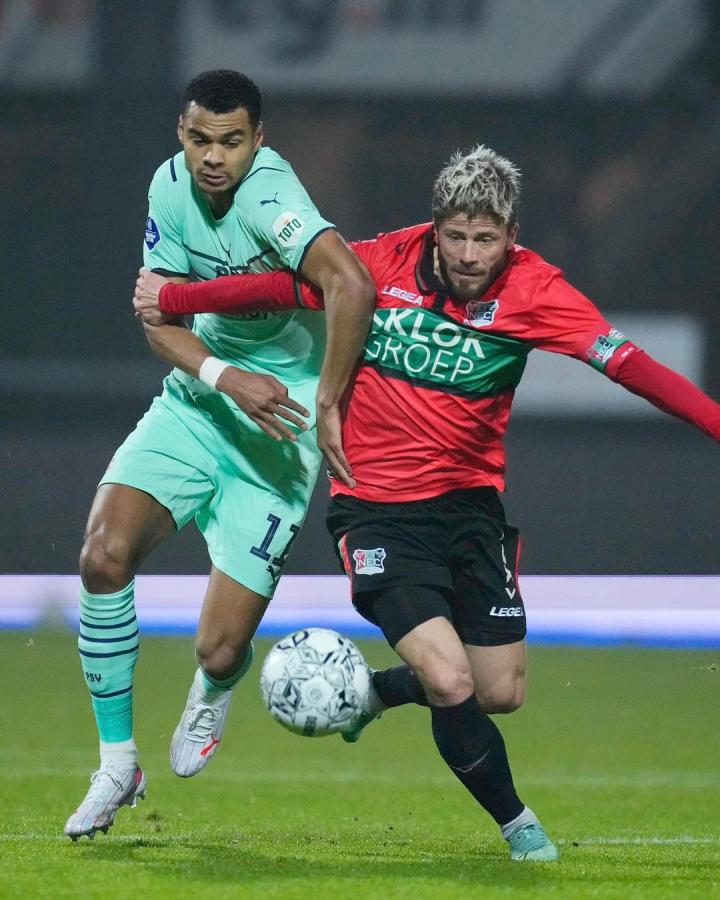 取决于尺度 取决于尺度