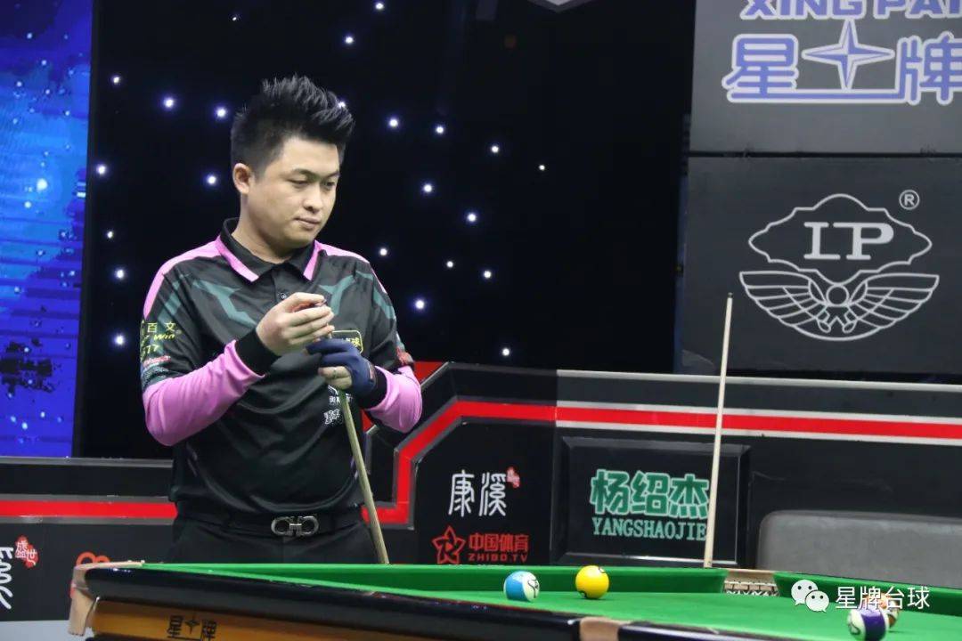 将牛棚从两 将牛棚从两